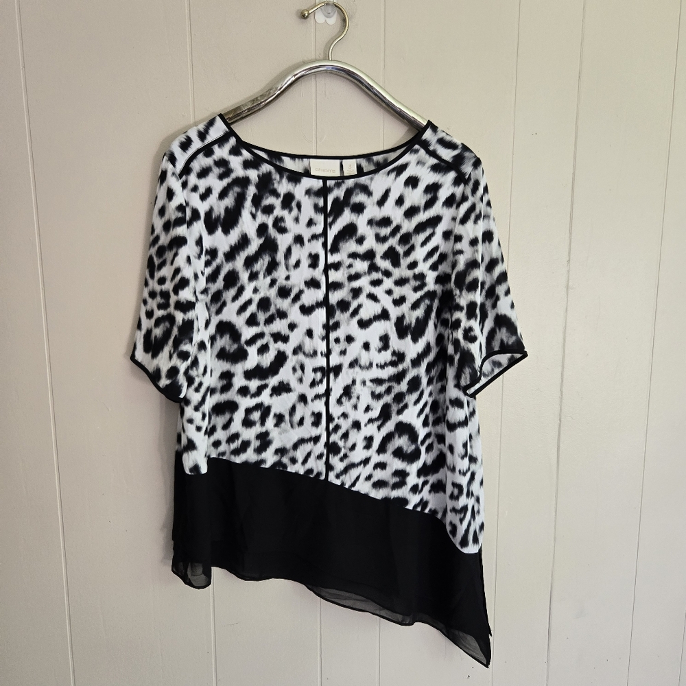 3/$15 Chico's Animal Cheetah Print Asymmetric Hem Blouse Black White 3 16